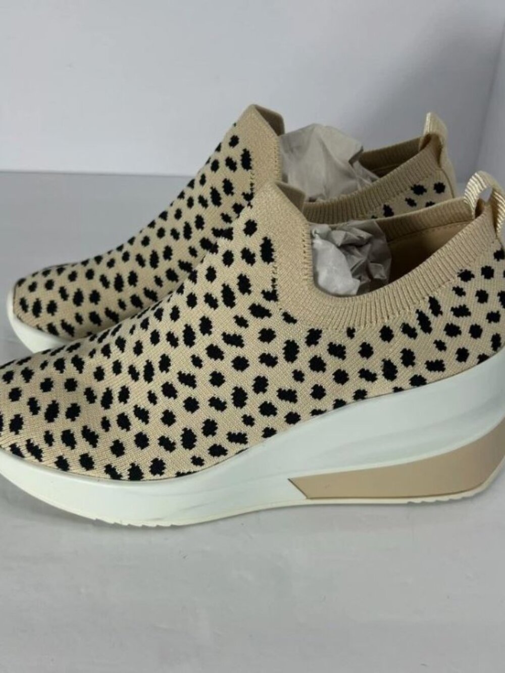 Gianni Bini Valeah Leopard Print Women's Slip-On Sneakers SZ 7 - Picture 2 of 9